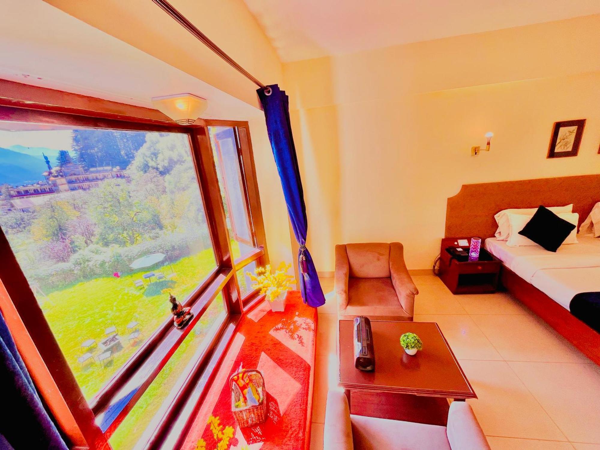 Ramayan Resort, In City Centre Manali By Ramanand Sagar Exteriör bild
