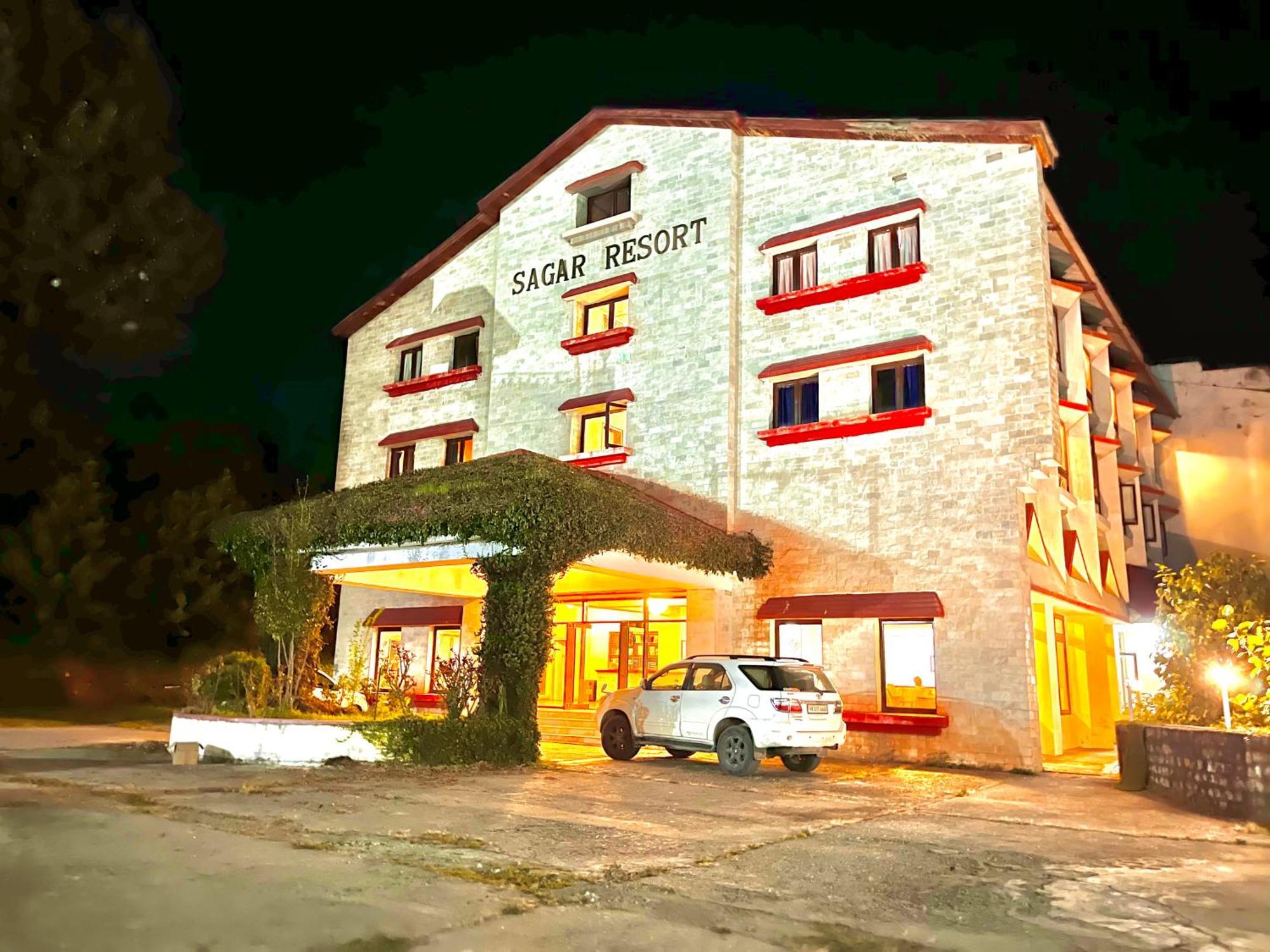 Ramayan Resort, In City Centre Manali By Ramanand Sagar Exteriör bild